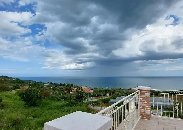 Il Parco Degli Ulivi Васто