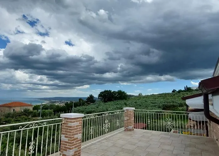 Il Parco Degli Ulivi Васто